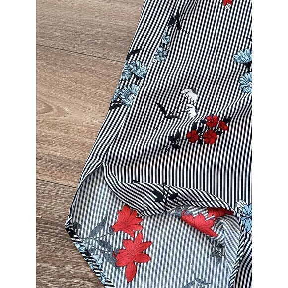 Daytrip Top Plus Size 3X  Printed Floral Black White Stripes Spaghetti Straps - Picture 4 of 8